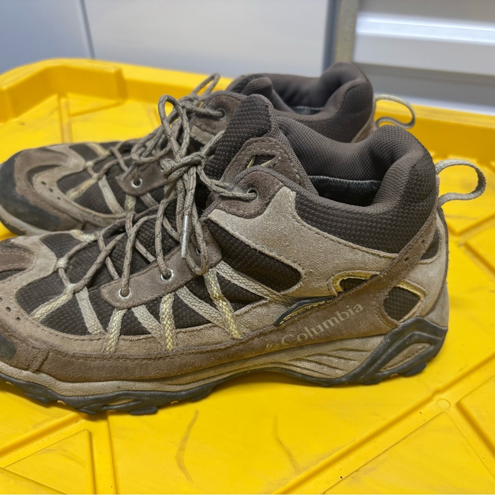 Columbia Brown Hiking Shoes